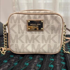 Michael Kors Cream and Gold Crossbody Bag with Chain Strap